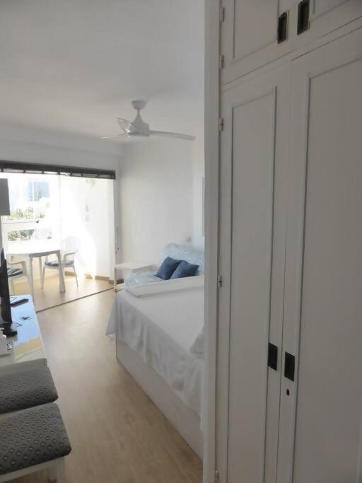 Estudio Nefeli Primera Linea Playa Amazing Views ベナルマデナ エクステリア 写真